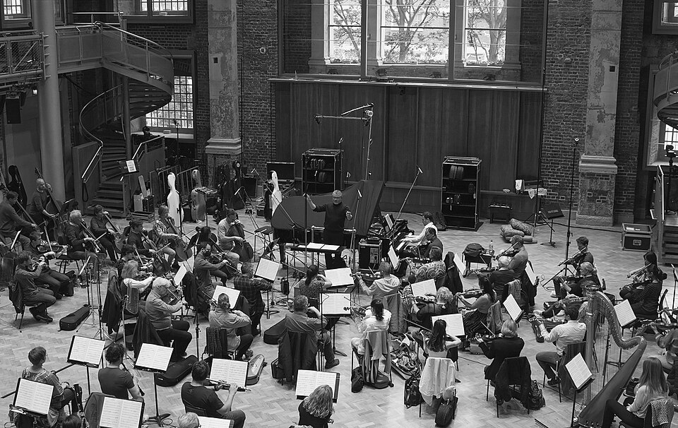 Roberts Barry And His Orchestra