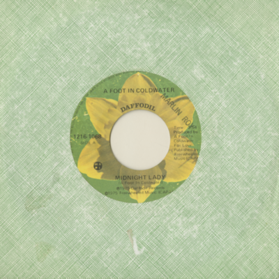 Midnight Lady / All Around Us (1975)