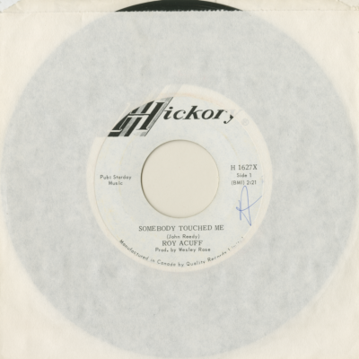 Somebody Touched Me / Carry Me Back To The Mountain (1972)
