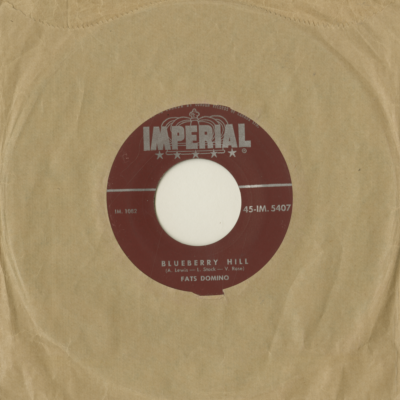 Blueberry Hill / Honey Chile (1956)